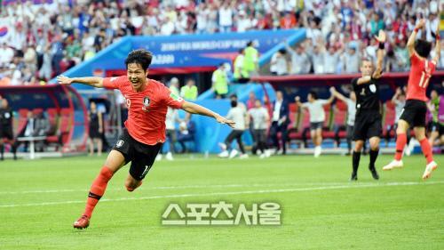 起了广泛的 起了广泛的